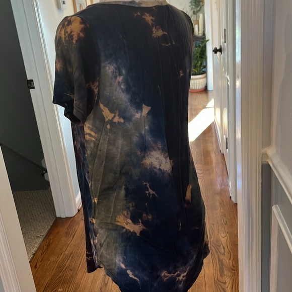 SOFTEST TIE DYE TOP - SIZE SMALL - Picture 6 of 7